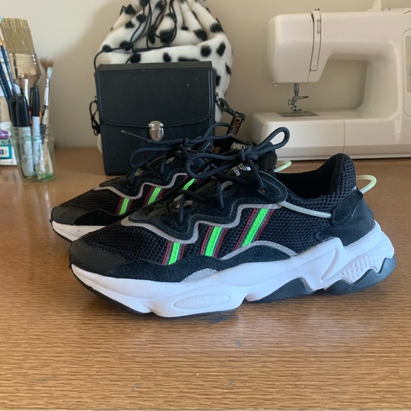 Adidas Ozweego black and green chunky sneakers size 8 - Picture 6 of 7